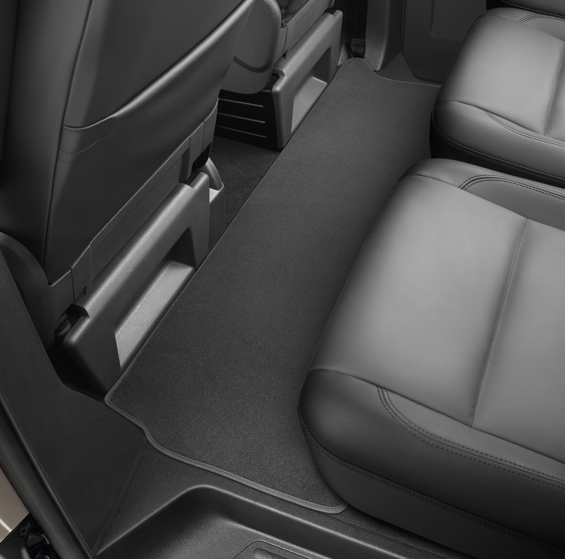 Premium Textilfußmatte 1.Sitzreihe VW T5 / T6 Transporter 7E0 061 273 WGK