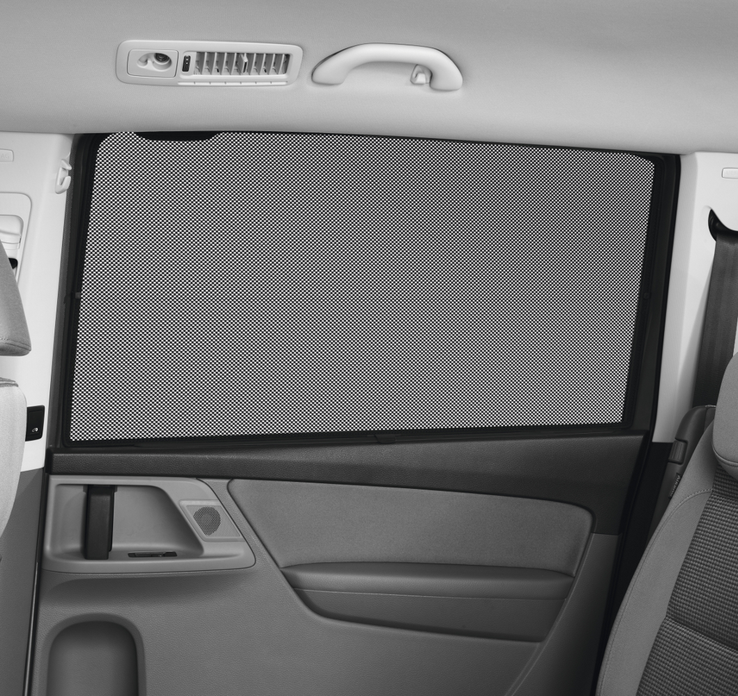 Sonnenschutz für Seitenscheibe (Schiebetüren) mit Volkswagen-Schriftzug 7N0 064 363